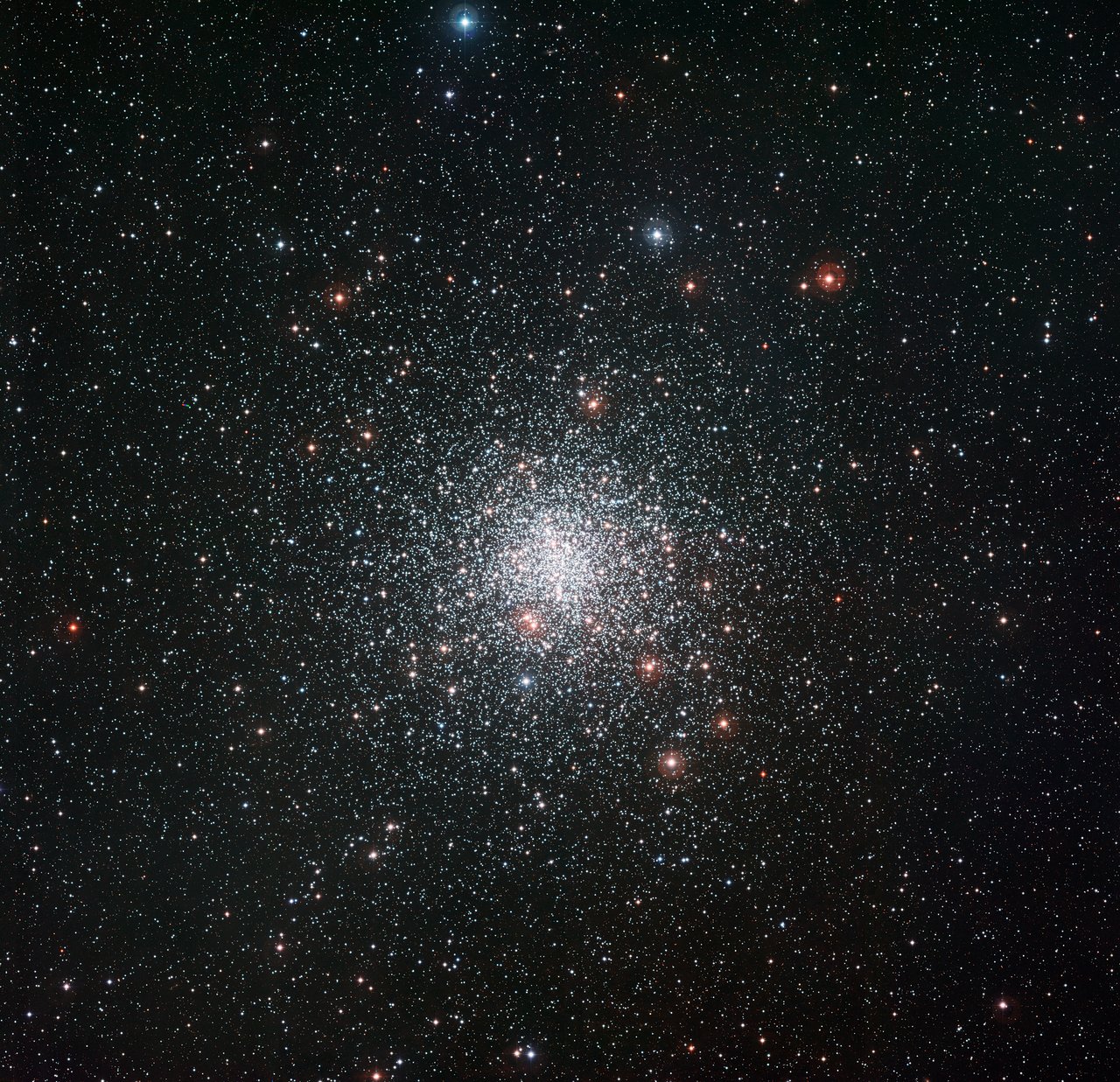 M4 (c) ESO